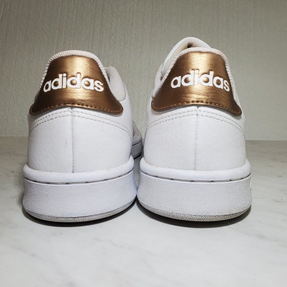 Adidas Womens 10 US Advantage White/ Gold Tennis Shoes Sneakers Modern - Picture 6 of 9